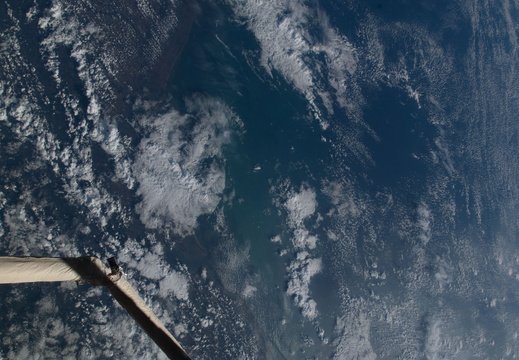 STS126-E-25970