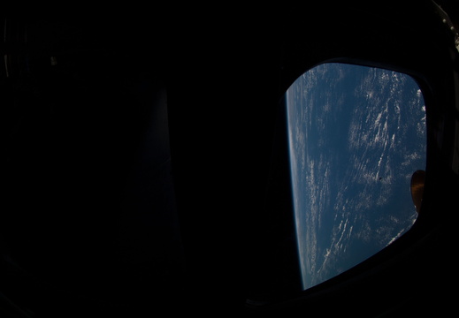 STS126-E-26027