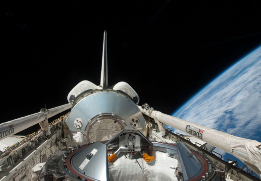 STS126-E-26928