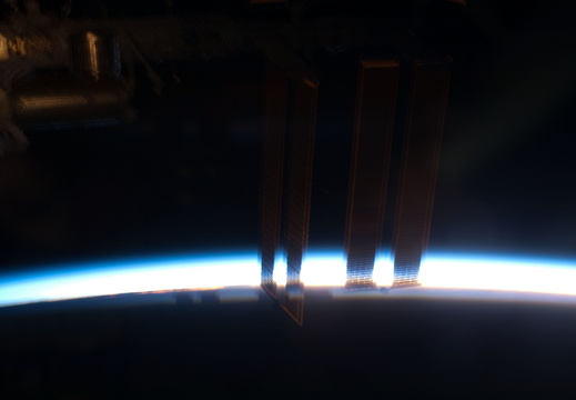 STS126-E-07109