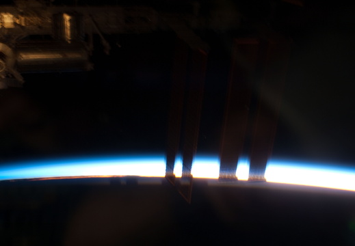 STS126-E-07115