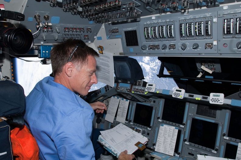 STS126-E-07213.jpg