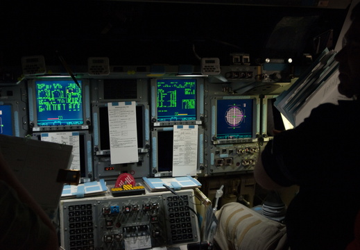 STS126-E-07332