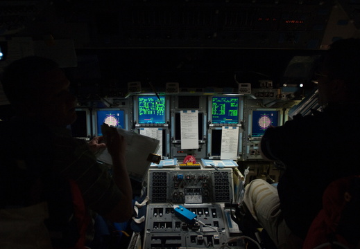 STS126-E-07334