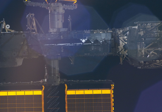 STS126-E-07391