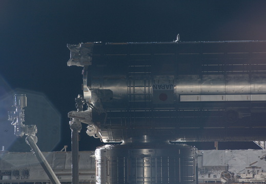 STS126-E-07430