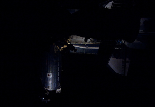 STS126-E-07801