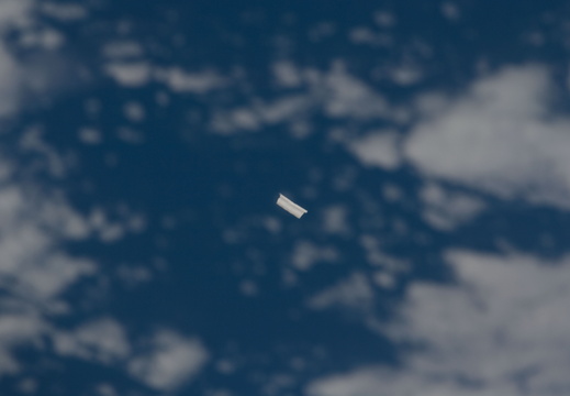 STS126-E-07847