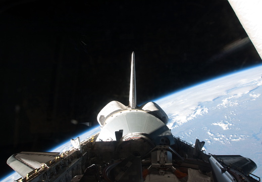 STS126-E-07907