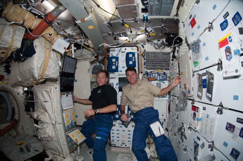 STS126-E-08288.jpg