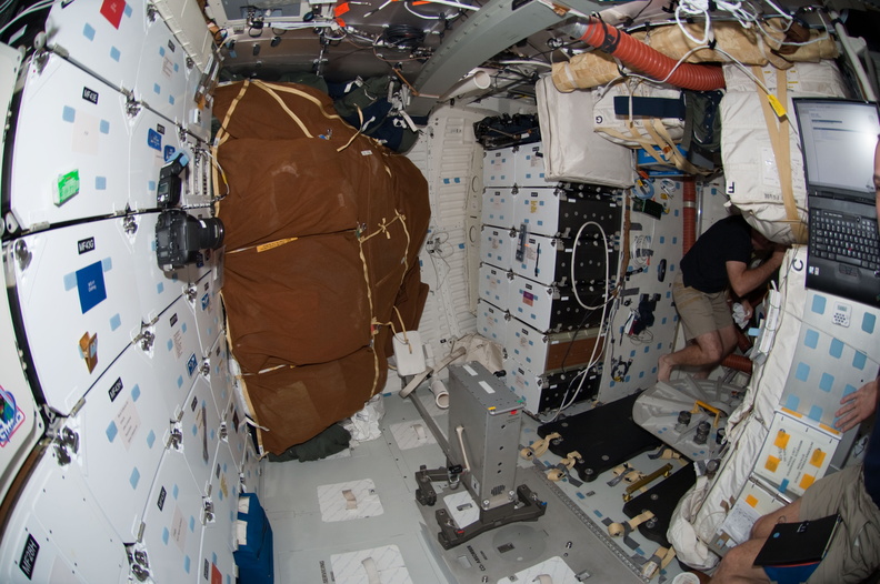 STS126-E-08645.jpg