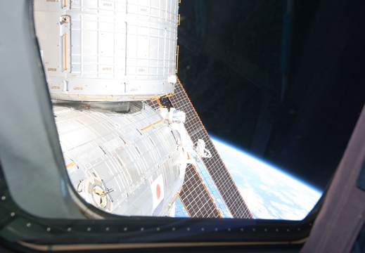 STS126-E-09229