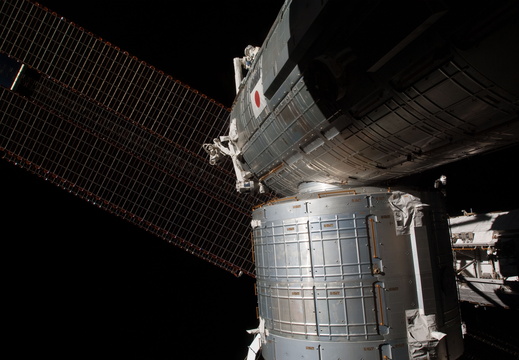 STS126-E-09658