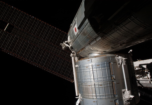STS126-E-09713