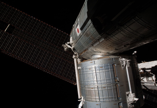STS126-E-09714