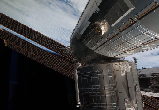 STS126-E-09808