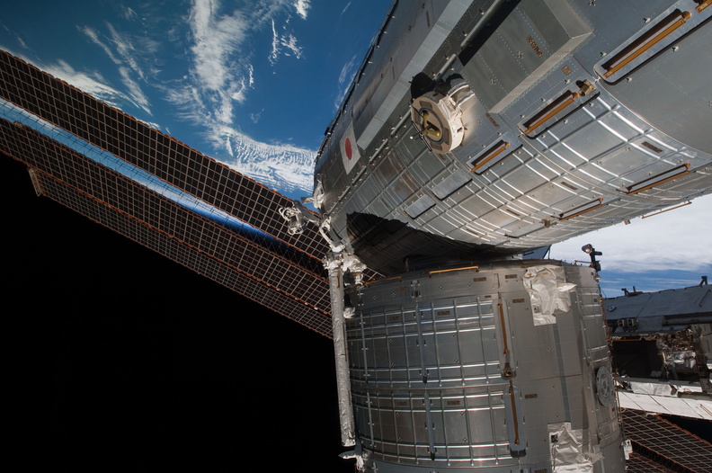 STS126-E-09836.jpg