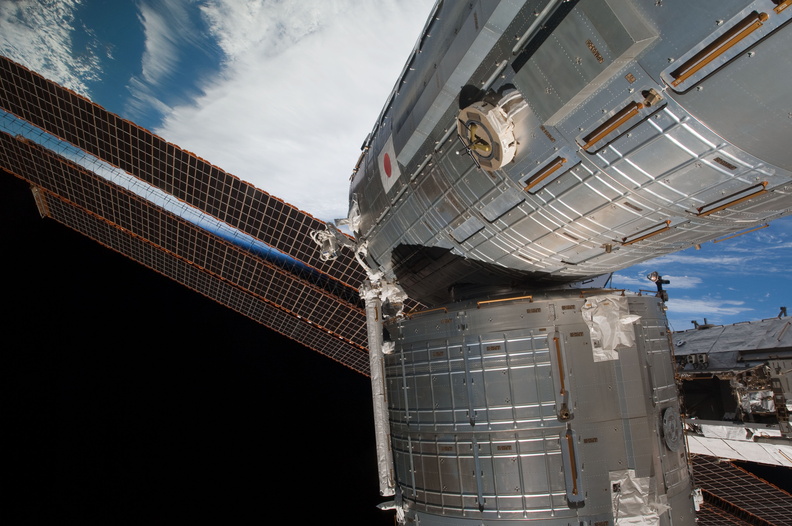 STS126-E-09841.jpg