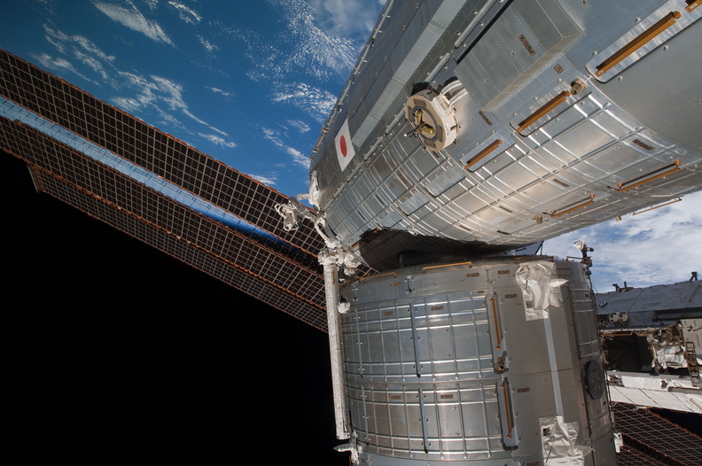 STS126-E-09856.jpg