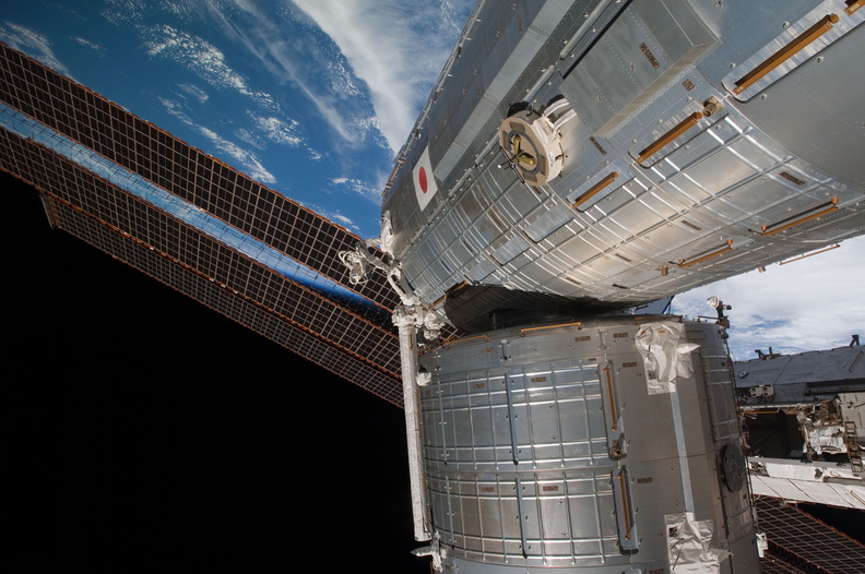 STS126-E-09858.jpg