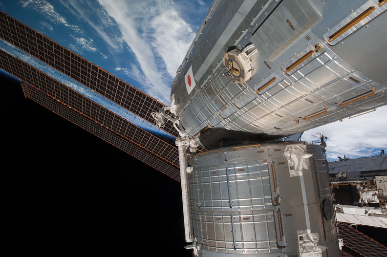 STS126-E-09859.jpg