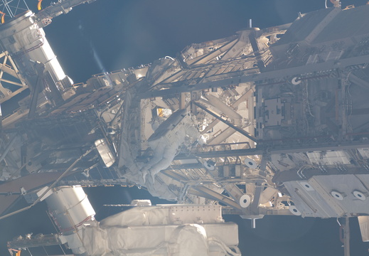 STS126-E-09896