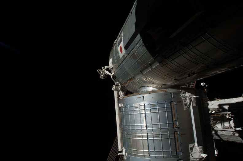 STS126-E-10145.jpg
