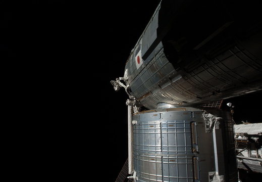 STS126-E-10363