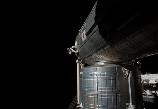 STS126-E-10365