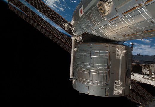 STS126-E-10542