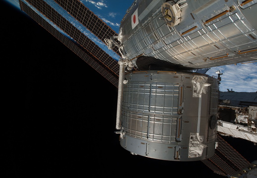 STS126-E-10544