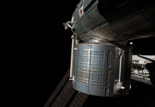STS126-E-10609
