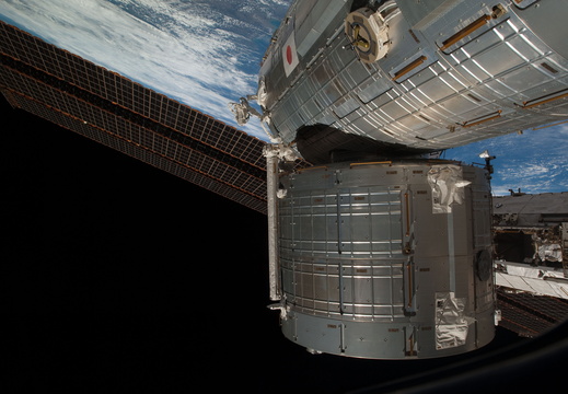STS126-E-10766