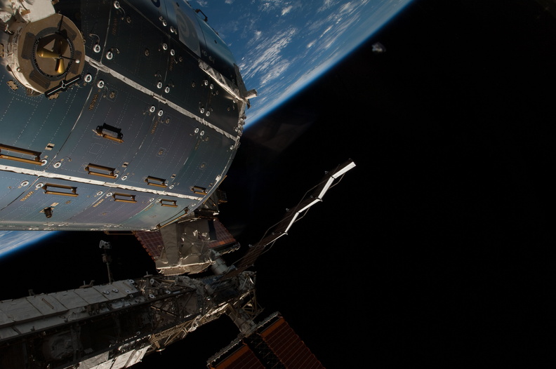 STS126-E-11564.jpg
