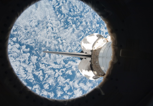 STS126-E-11975