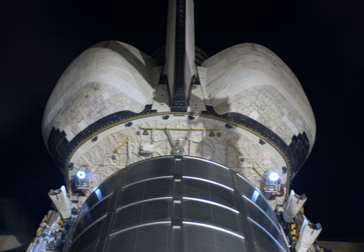 STS126-E-12092