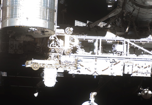 STS126-E-14347
