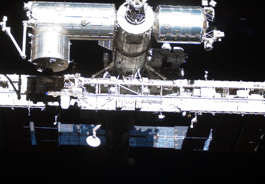 STS126-E-14376