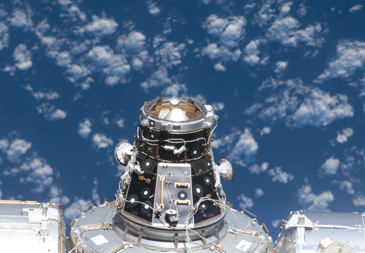 STS126-E-14446