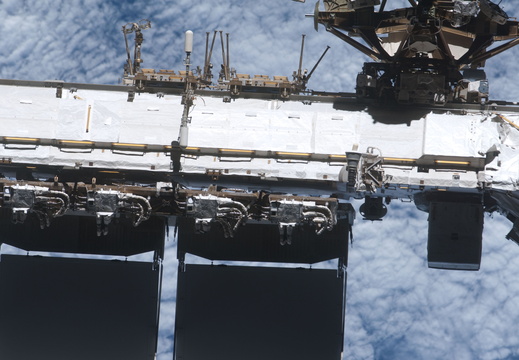 STS126-E-14459