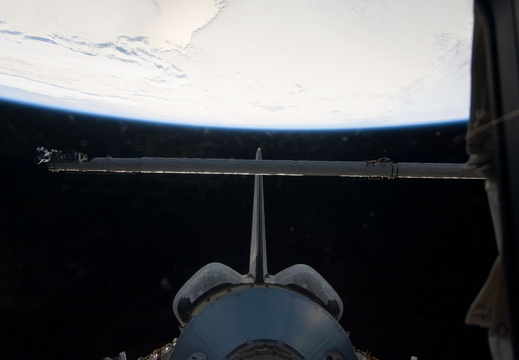 STS126-E-14834