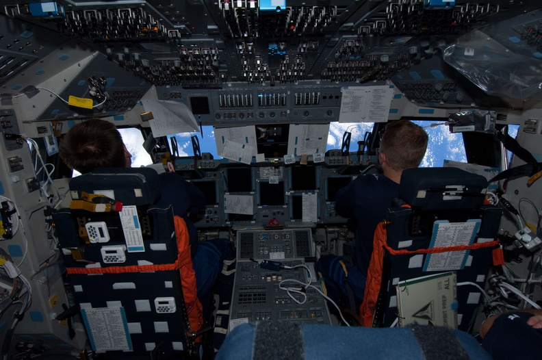 STS126-E-15123.jpg