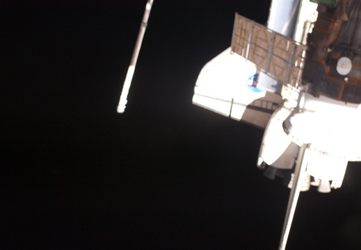 STS126-E-15645