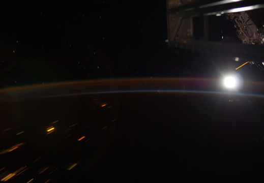 STS126-E-15845