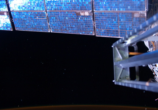 STS126-E-16114