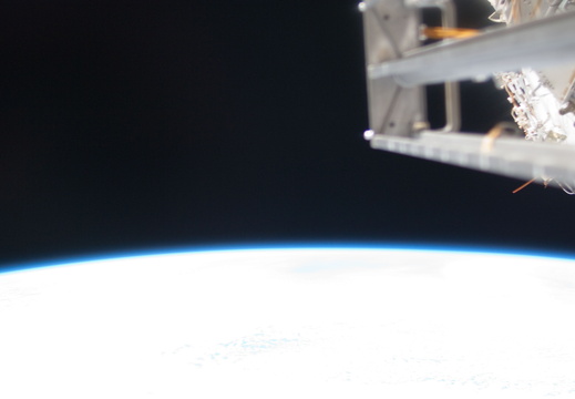 STS126-E-16543