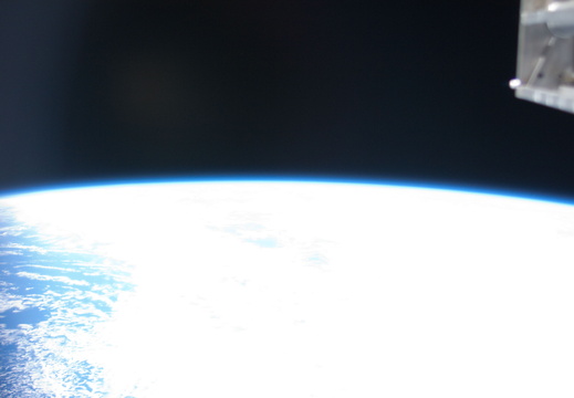 STS126-E-17101