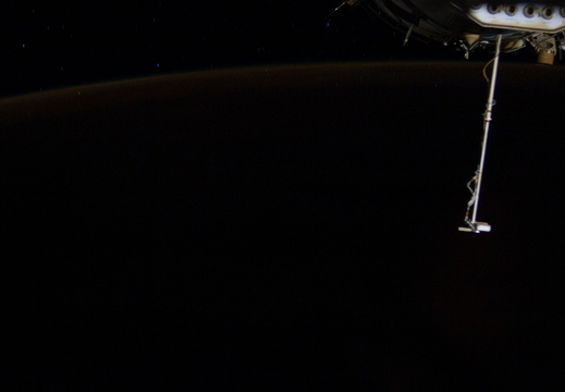 STS126-E-20608