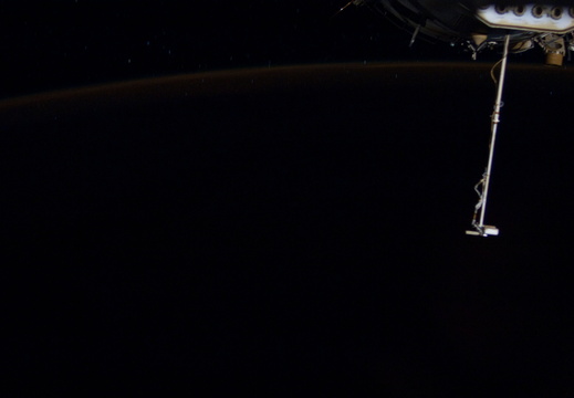 STS126-E-20614