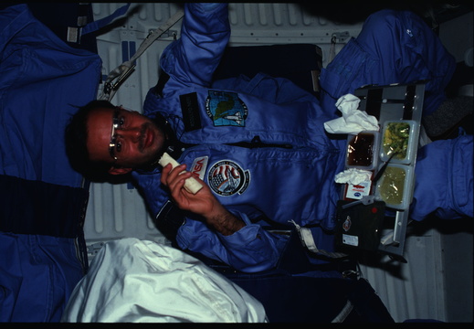 STS61B-01-018